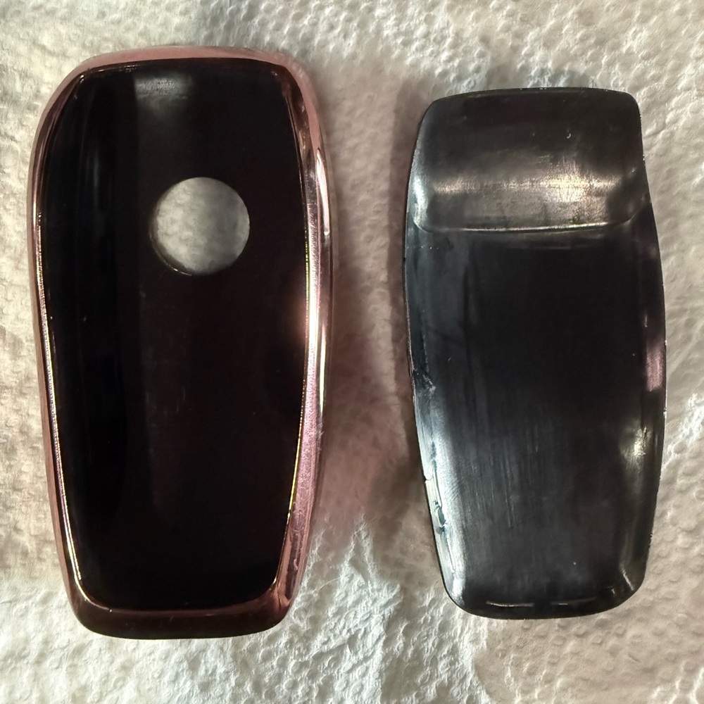 Rose Gold Car Key Fob - Picture 3 of 4
